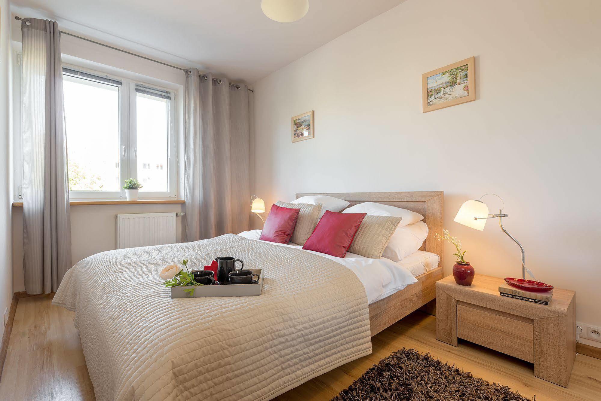Ursynow P&O Apartments วอร์ซอ ภายนอก รูปภาพ