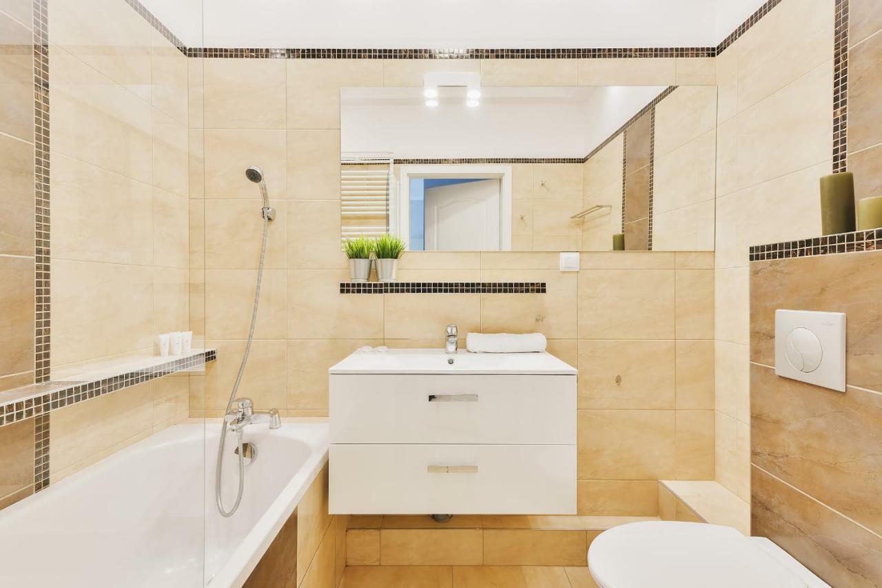 Ursynow P&O Apartments วอร์ซอ ภายนอก รูปภาพ